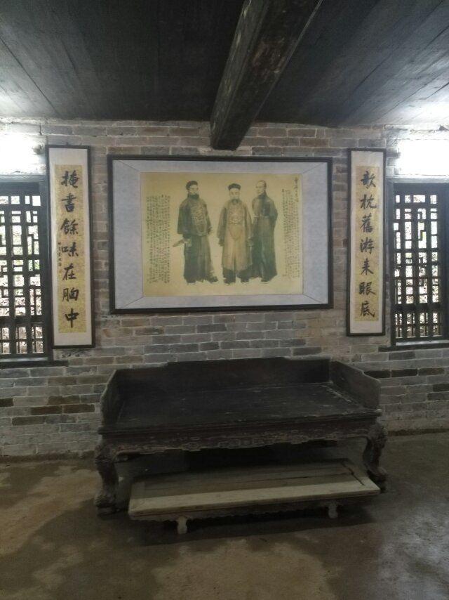 贡元牌匾值钱吗_贡院匾额题字_世贡第匾额