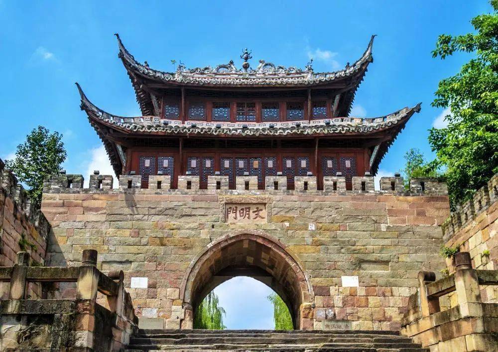 南山木匾_南山寺牌匾_南山木栈道