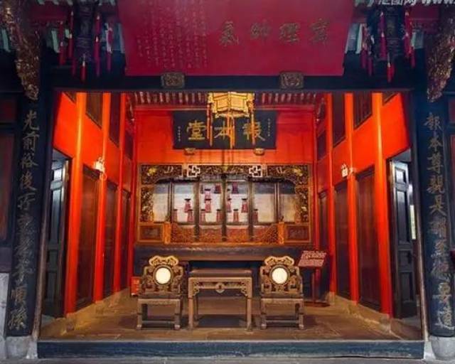 大雄宝殿横匾_大雄宝匾额_大雄宝殿的匾题什么字