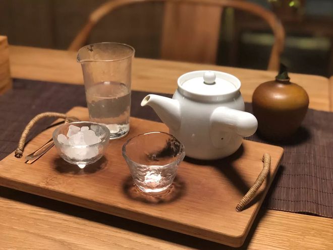 朴素木招牌_招牌用什么木材好_朴素牌子