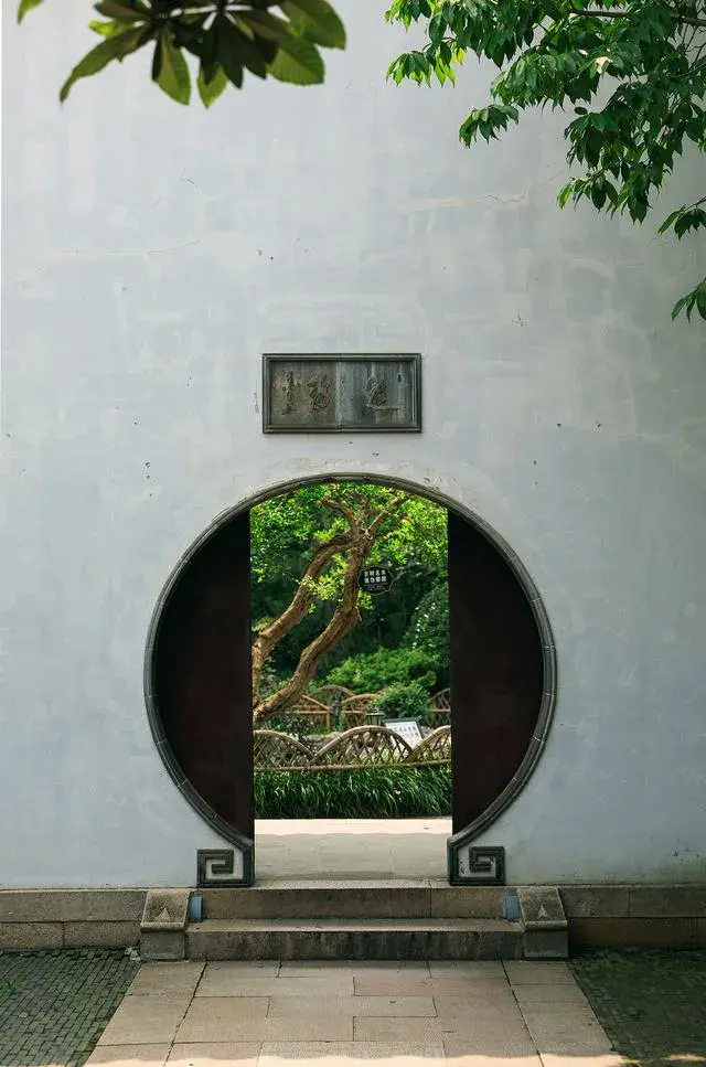 石匾额什么意思_石匾额_石匾额上题字