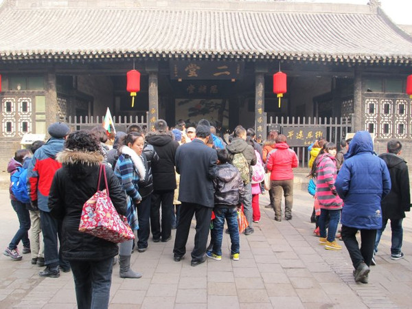 黑色匾额_黑色匾额大红绸子图片_黑色牌匾