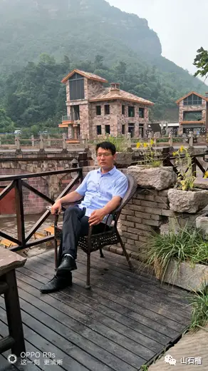 黑色牌匾_黑色牌匾用什么颜色字_黑色匾额