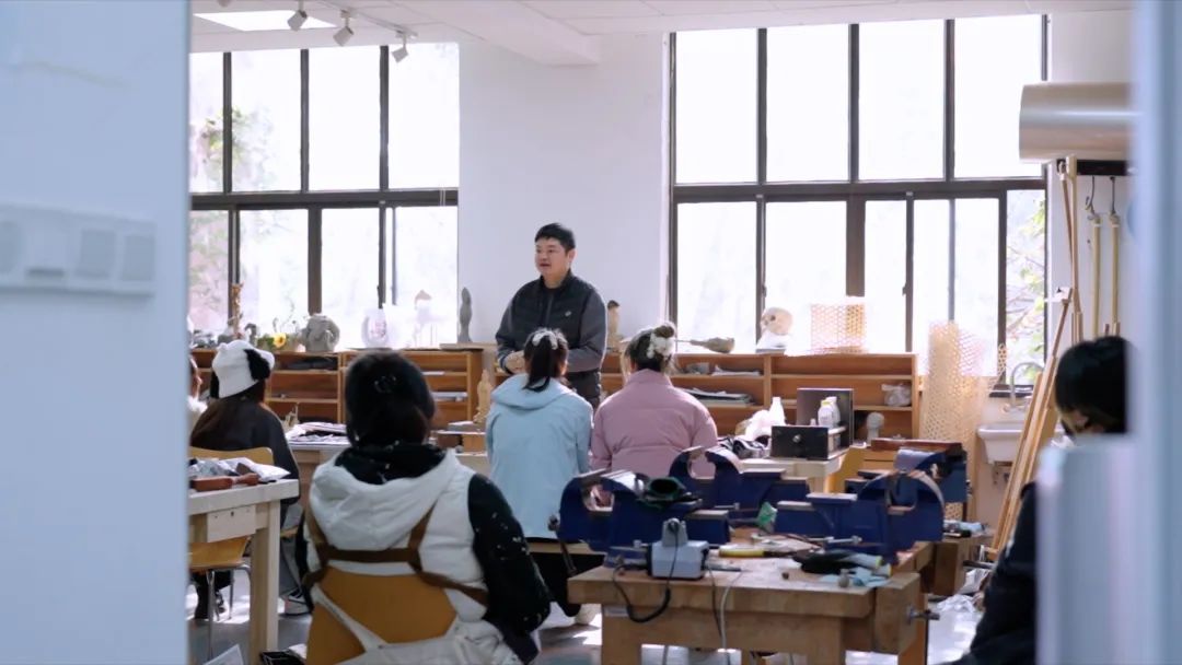 黄杨木雕是哪里的_什么是黄杨木雕_黄杨木雕出自哪里
