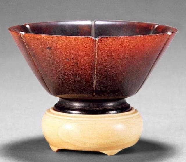 浅浮雕作品 清代犀牛角作品欣赏 !