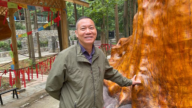 金丝楠木书桌_3亿元金丝楠木桌子_金丝楠木桌子