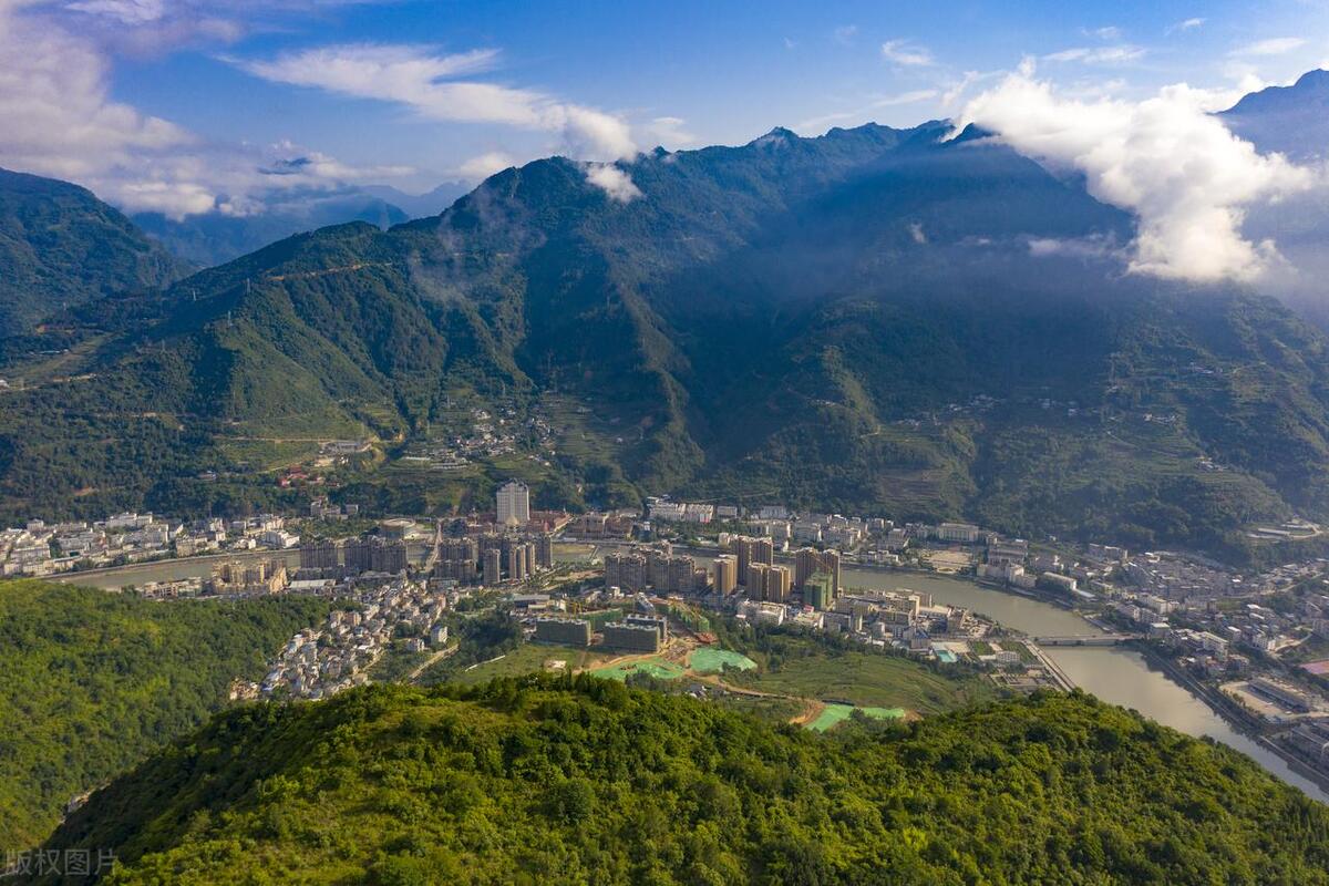 圣水寺斋饭_圣水寺匾额_圣水寺求什么