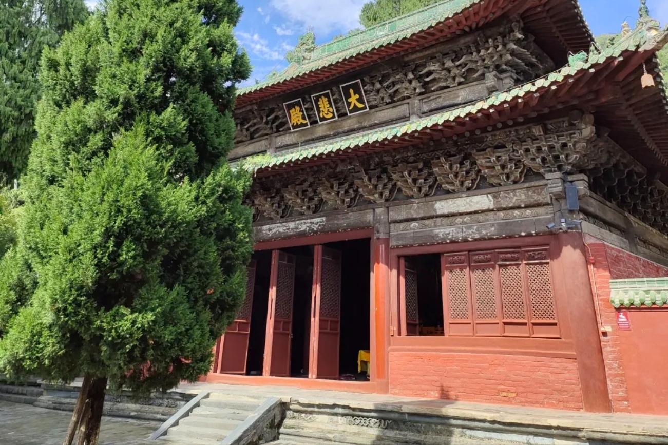 圣水寺求什么_圣水寺匾额_圣水寺斋饭