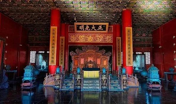乾清宫正大光明匾故事_紫禁城匾额含义_坤宁宫匾额