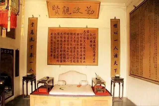 坤宁宫匾额_乾清宫正大光明匾故事_紫禁城匾额含义